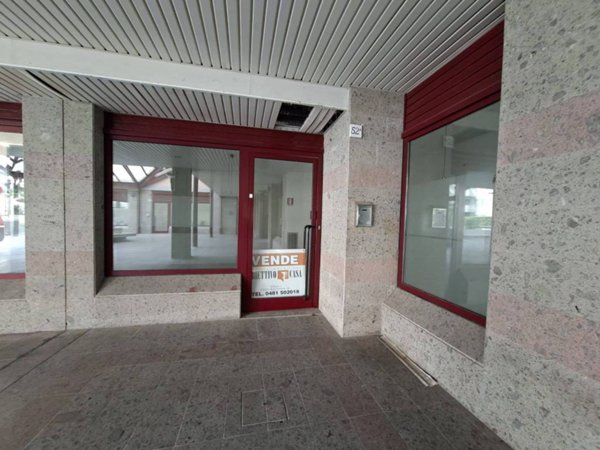 negozio in vendita a Monfalcone