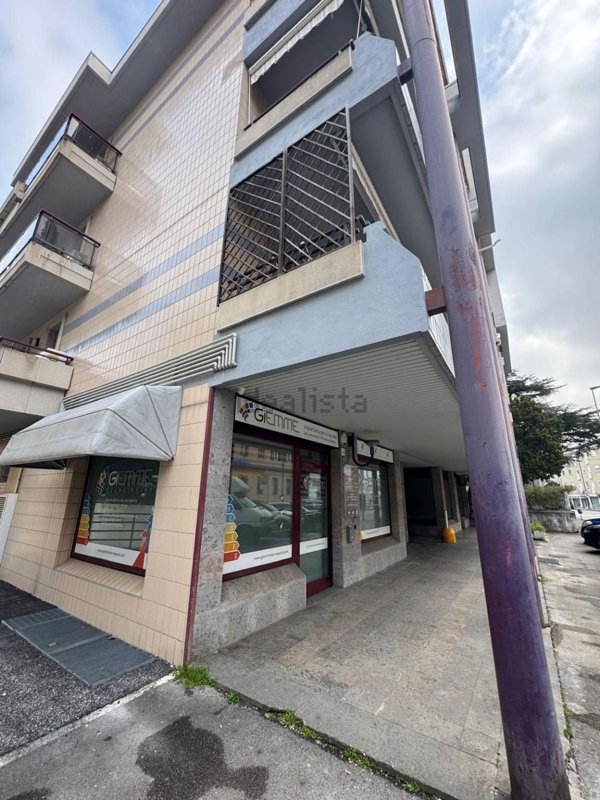 locale commerciale in vendita a Monfalcone