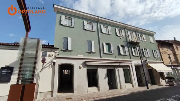 locale commerciale in vendita a Monfalcone