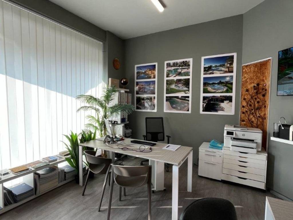 negozio in vendita a Monfalcone