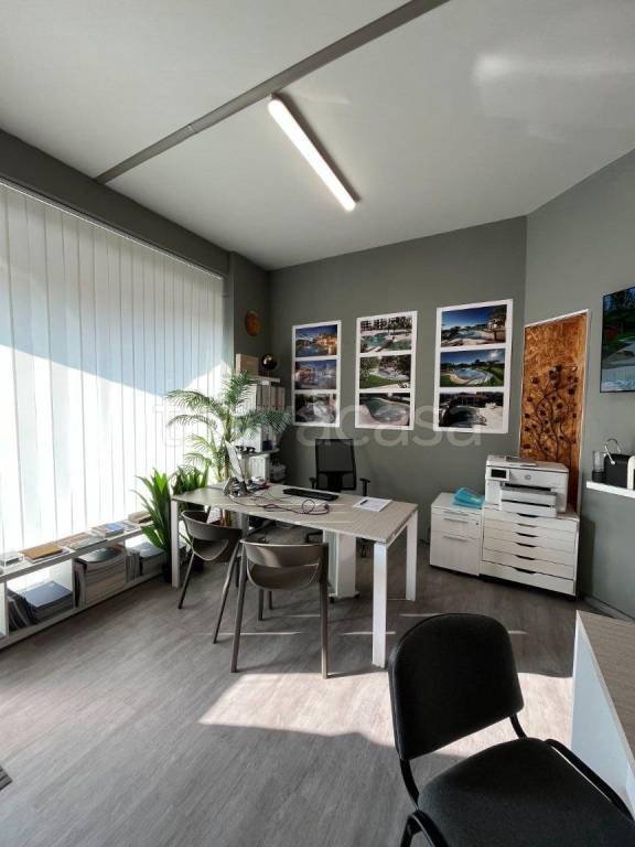 negozio in vendita a Monfalcone