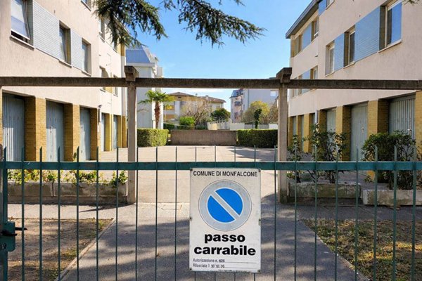 locale di sgombero in vendita a Monfalcone