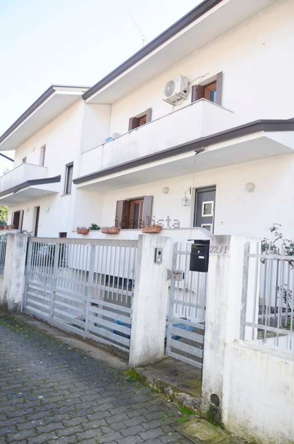 casa indipendente in vendita a Monfalcone