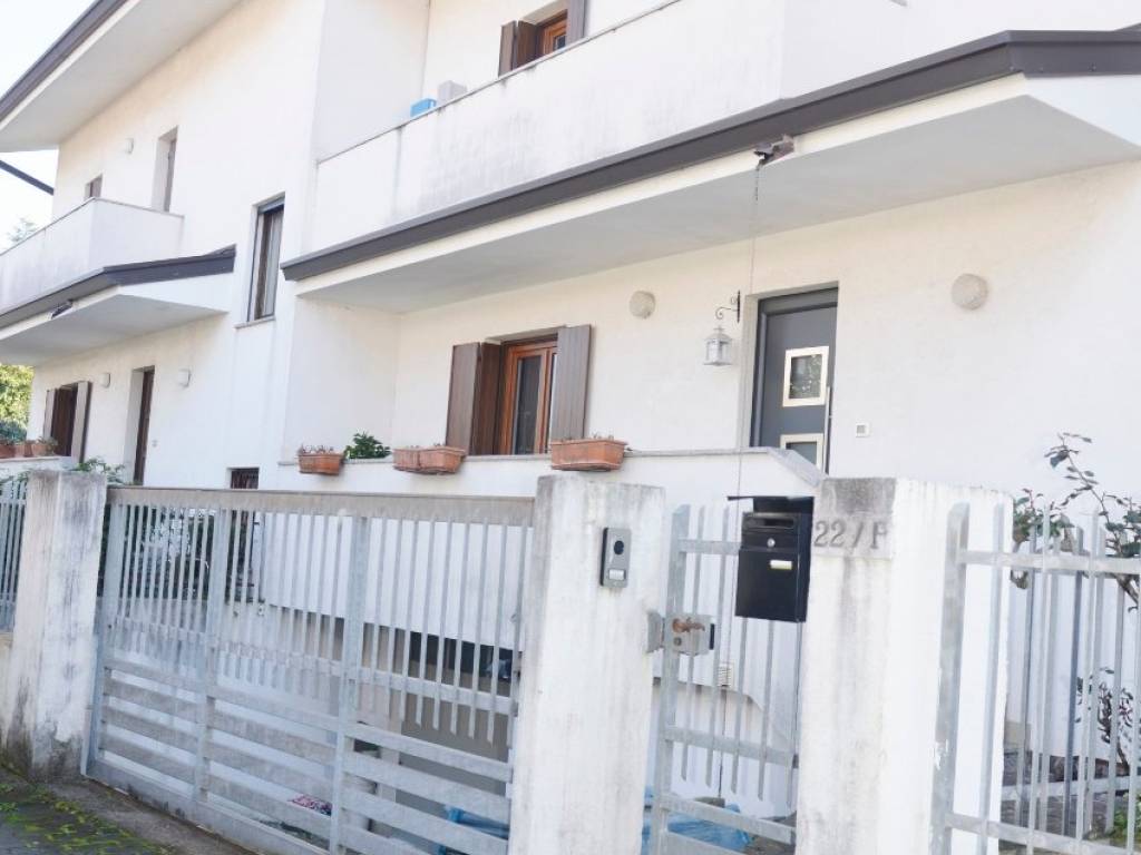 casa indipendente in vendita a Monfalcone