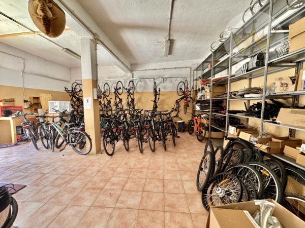 locale di sgombero in vendita a Monfalcone