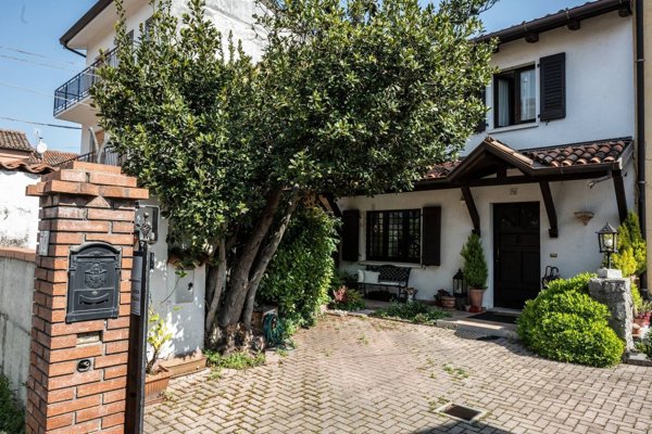 casa indipendente in vendita a Monfalcone