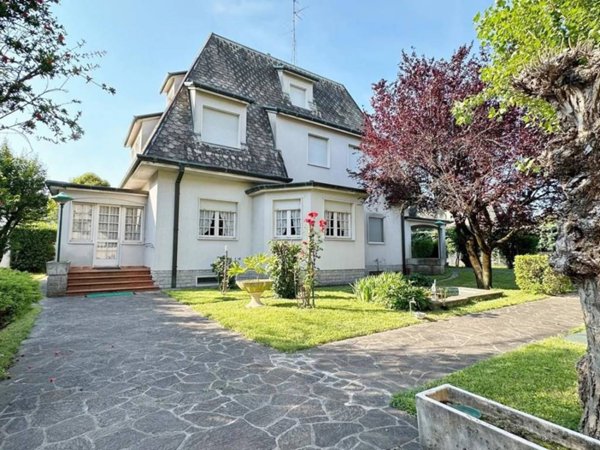 casa indipendente in vendita a Monfalcone