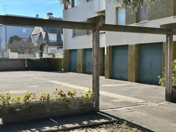 locale di sgombero in vendita a Monfalcone