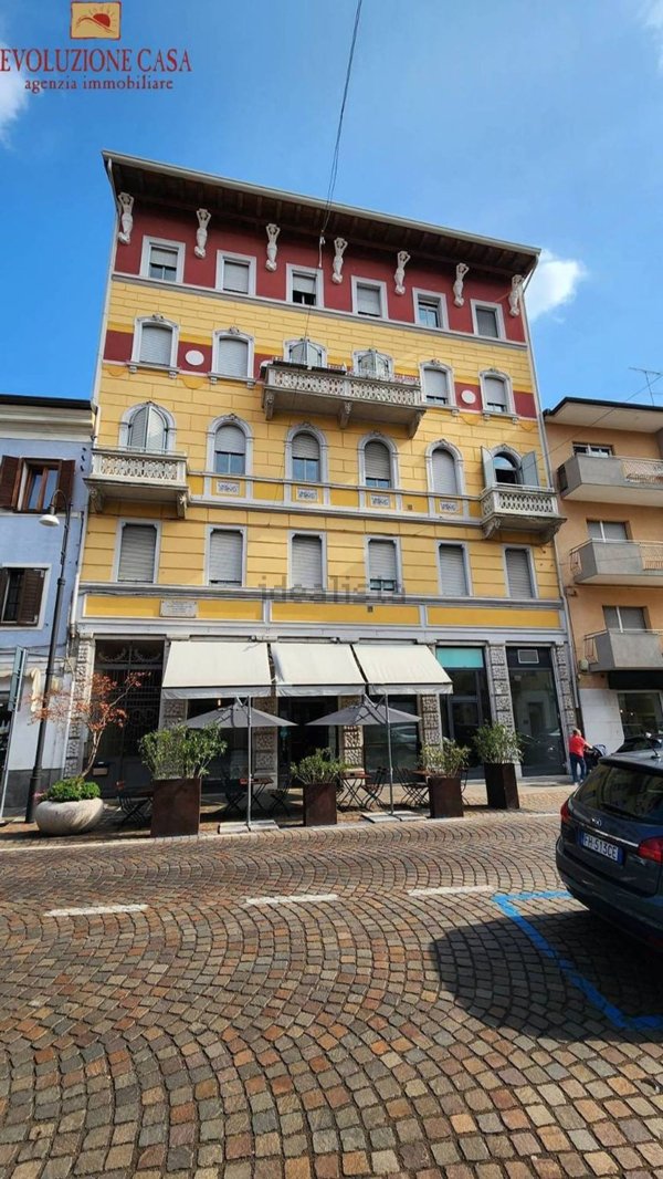 locale commerciale in vendita a Monfalcone
