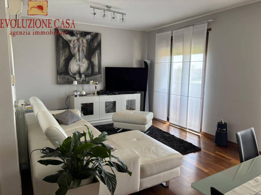 appartamento in vendita a Monfalcone in zona Aris