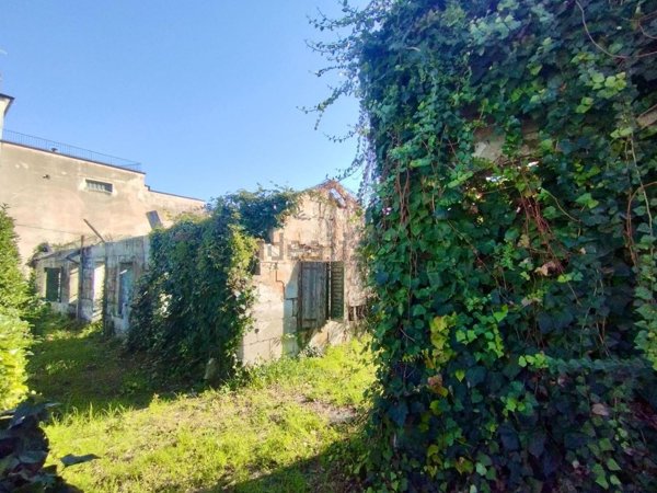 casa indipendente in vendita a Monfalcone in zona Aris