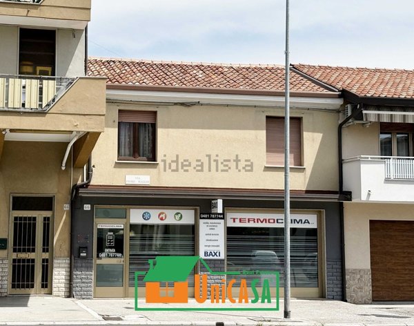 locale commerciale in vendita a Monfalcone in zona San Polo