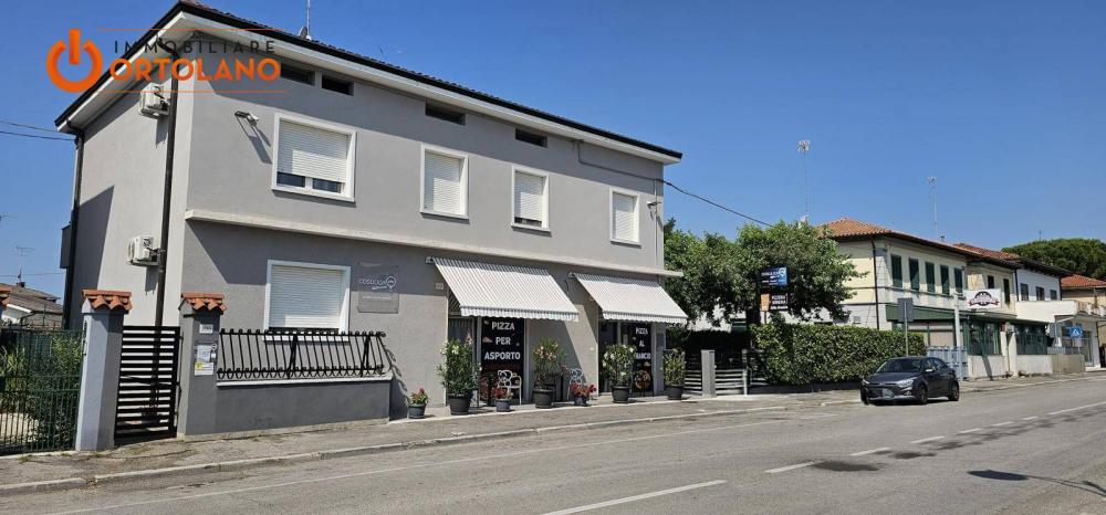 casa indipendente in vendita a Monfalcone in zona Panzano