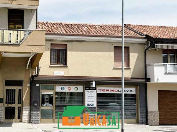 negozio in vendita a Monfalcone in zona Aris