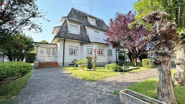 casa indipendente in vendita a Monfalcone