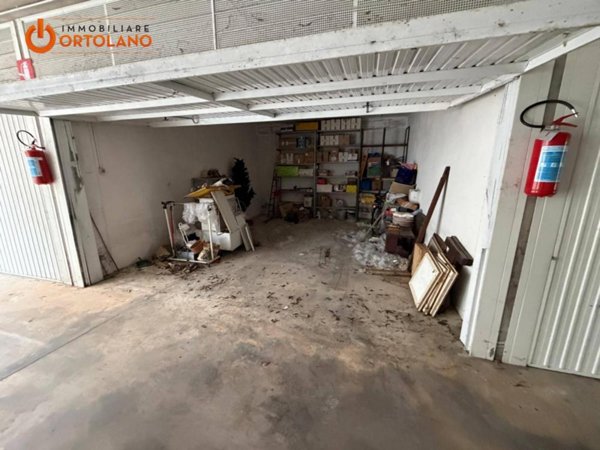box auto in vendita a Monfalcone