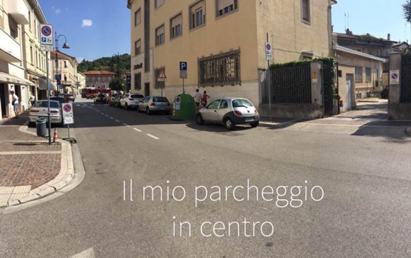 box auto in vendita a Monfalcone