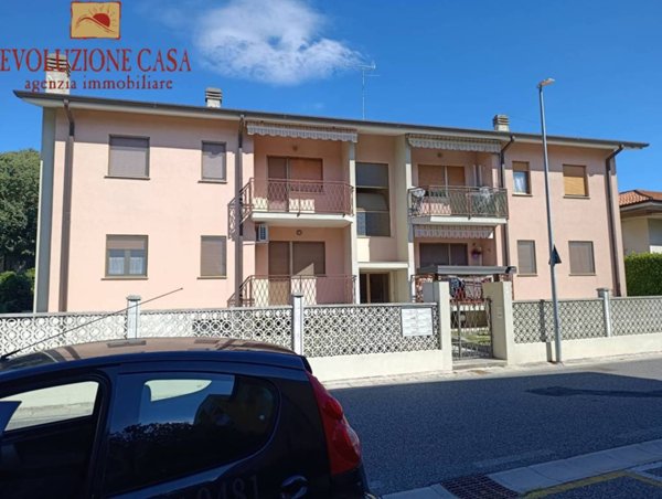 appartamento in vendita a Monfalcone in zona Panzano