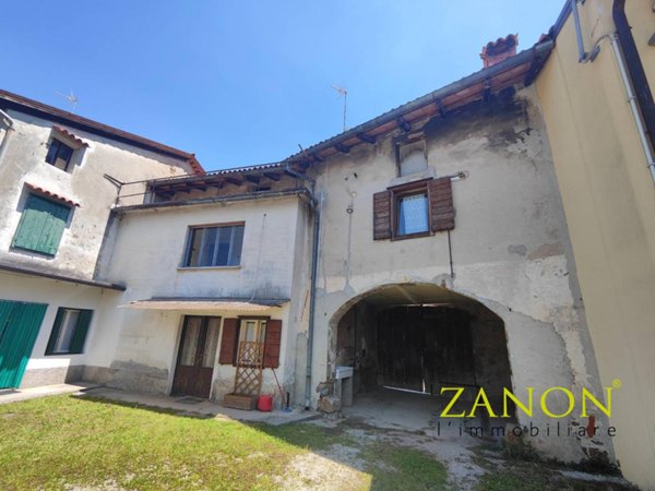 appartamento in vendita a Moraro