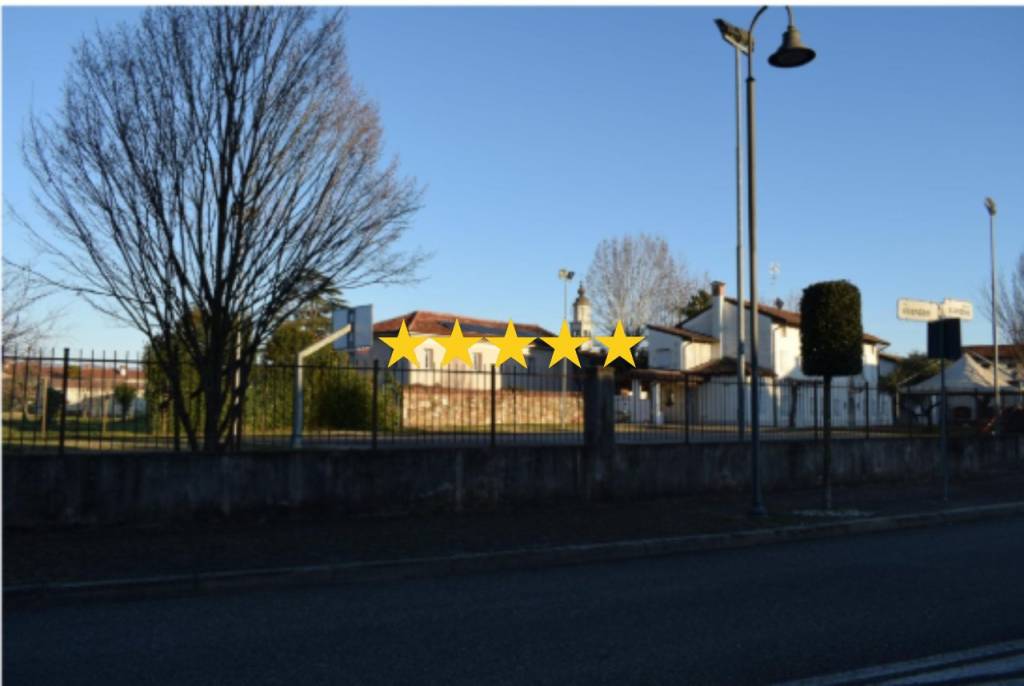 casa indipendente in vendita a Moraro