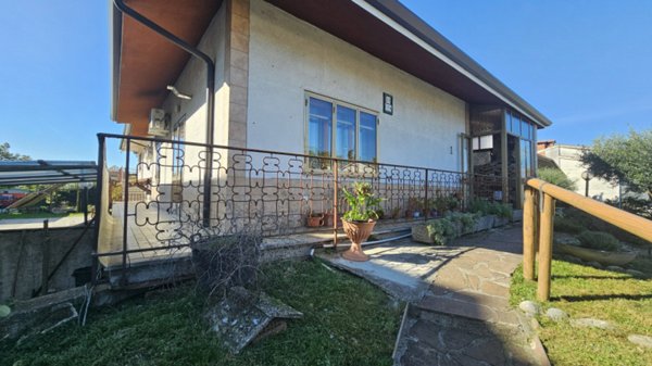 casa indipendente in vendita a Moraro