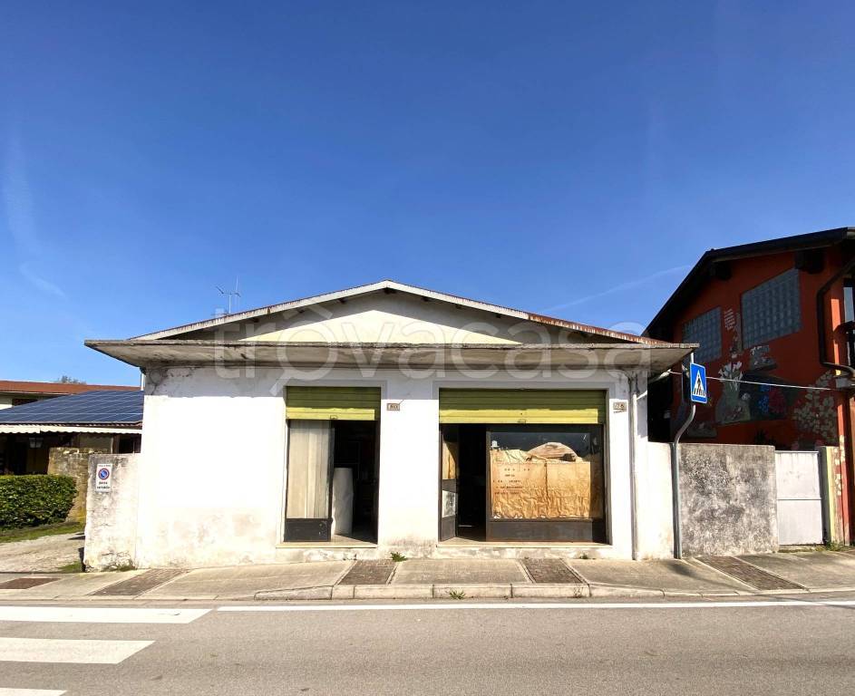 casa indipendente in vendita a Mossa