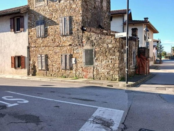 casale in vendita a Mossa