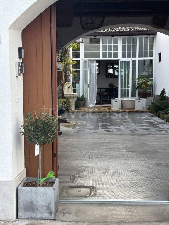 casa indipendente in vendita a Mossa