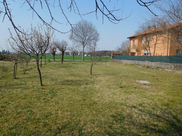 casa indipendente in vendita a Romans d'Isonzo