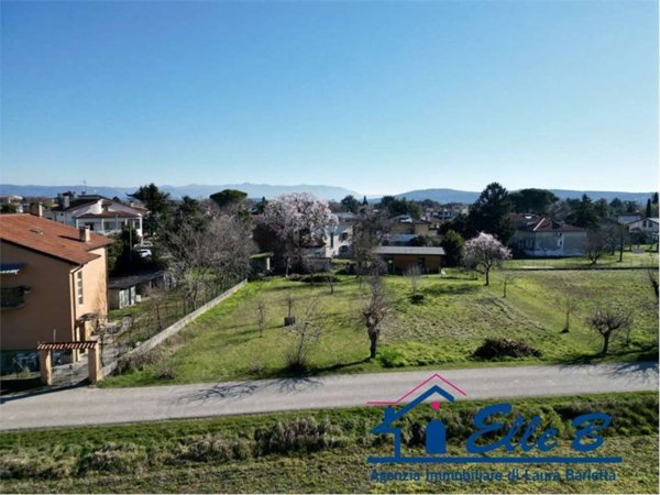 terreno edificabile in vendita a Romans d'Isonzo