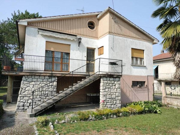 casa indipendente in vendita a Romans d'Isonzo