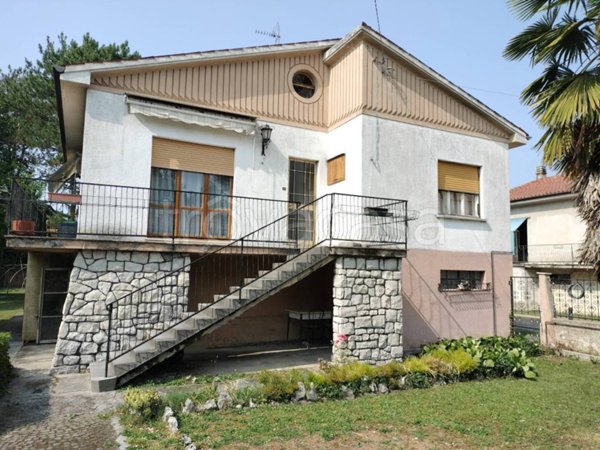 casa indipendente in vendita a Romans d'Isonzo