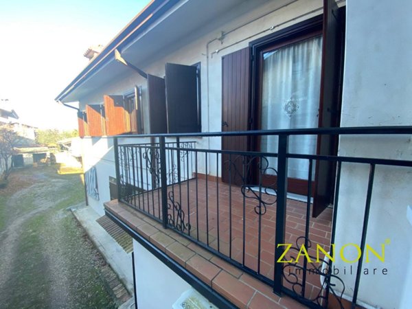 casa indipendente in vendita a Romans d'Isonzo