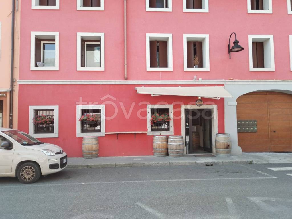 negozio in vendita a Romans d'Isonzo