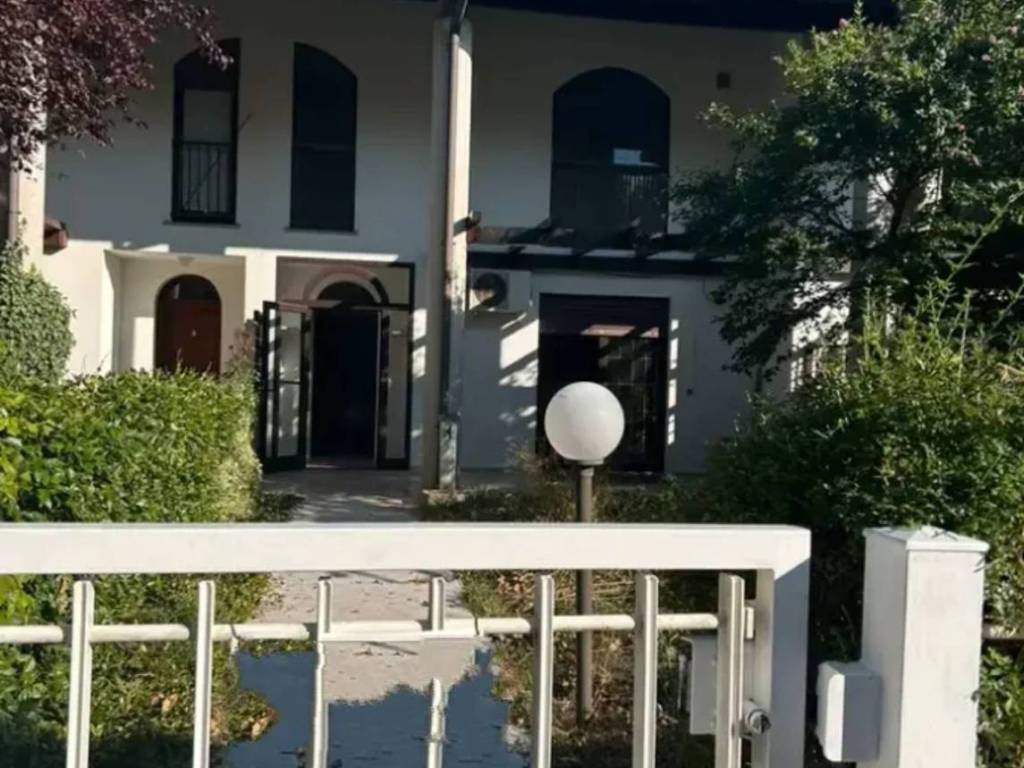 casa indipendente in vendita a Romans d'Isonzo