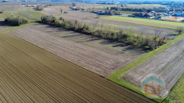 ufficio in vendita a Romans d'Isonzo