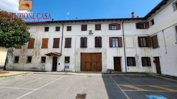 casa indipendente in vendita a Romans d'Isonzo in zona Versa