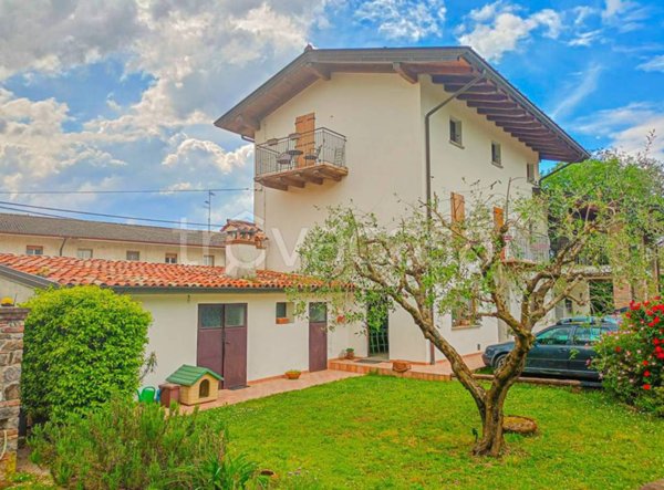 casa indipendente in vendita a Romans d'Isonzo in zona Fratta