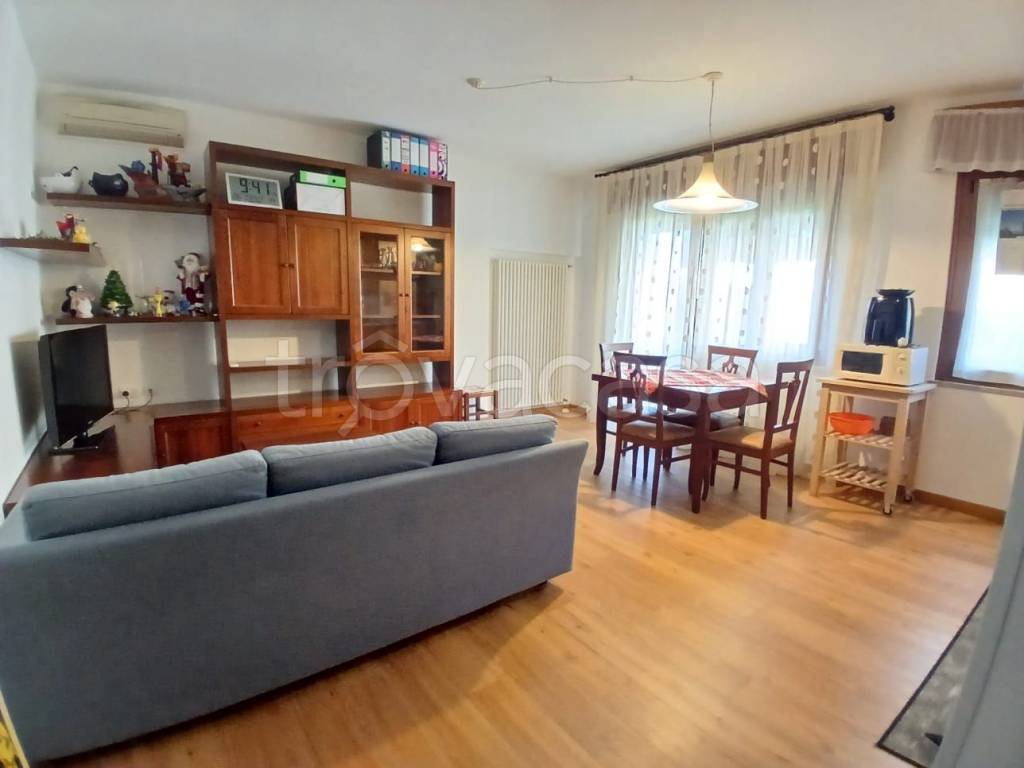 appartamento in vendita a Romans d'Isonzo