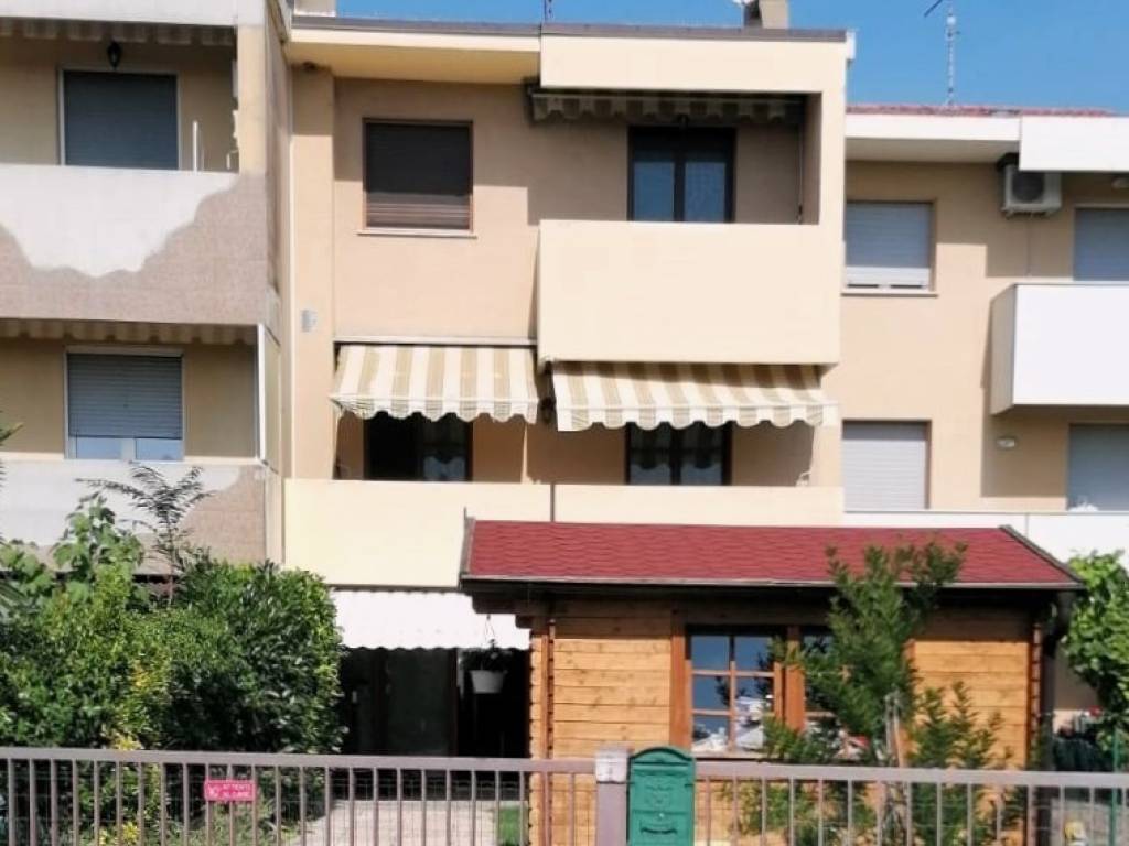 casa indipendente in vendita a Ronchi dei Legionari
