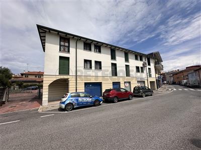 locale commerciale in vendita a Ronchi dei Legionari