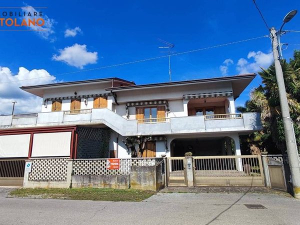 casa indipendente in vendita a Ronchi dei Legionari
