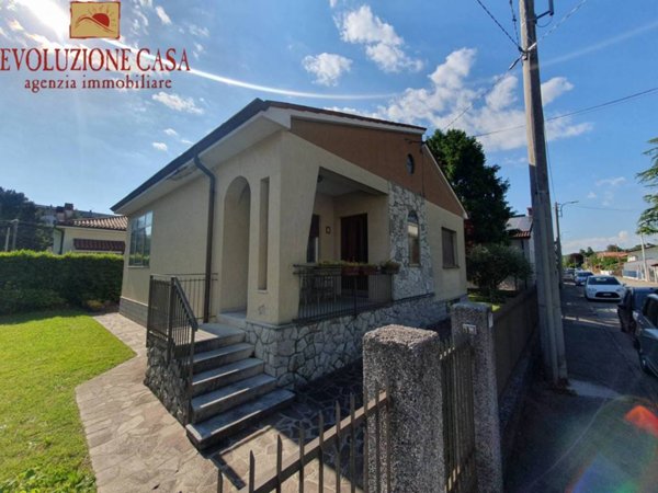 casa indipendente in vendita a Ronchi dei Legionari