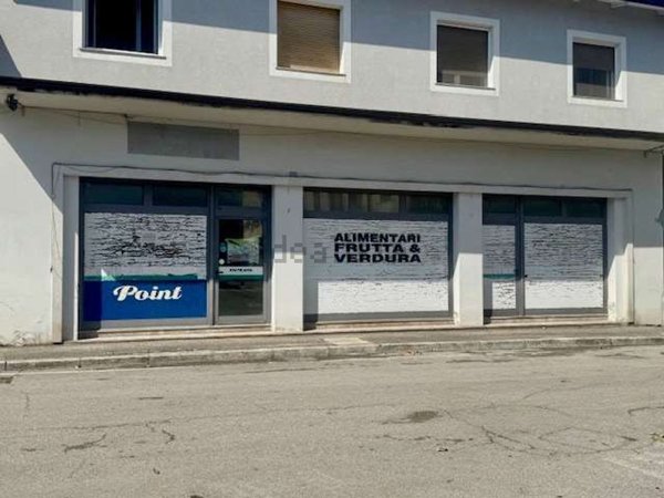 locale commerciale in vendita a Ronchi dei Legionari in zona Vermegliano
