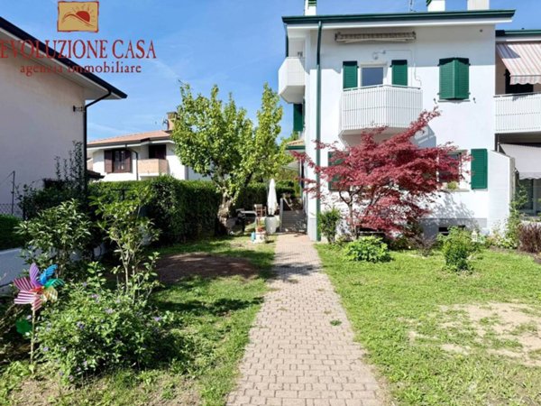 casa indipendente in vendita a Ronchi dei Legionari