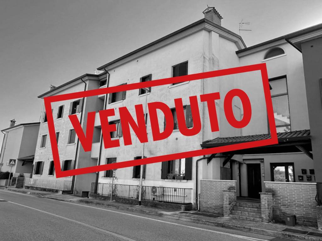 appartamento in vendita a Ronchi dei Legionari in zona Soleschiano