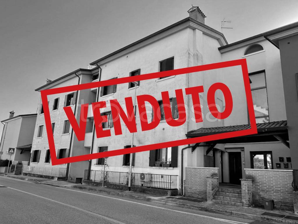 appartamento in vendita a Ronchi dei Legionari in zona Soleschiano