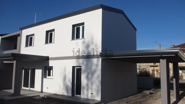 casa indipendente in vendita a Ronchi dei Legionari