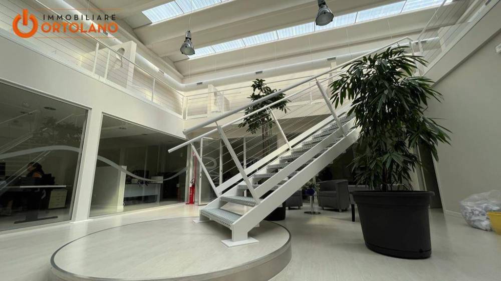 locale commerciale in vendita a Ronchi dei Legionari
