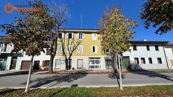 appartamento in vendita a Ronchi dei Legionari in zona Vermegliano